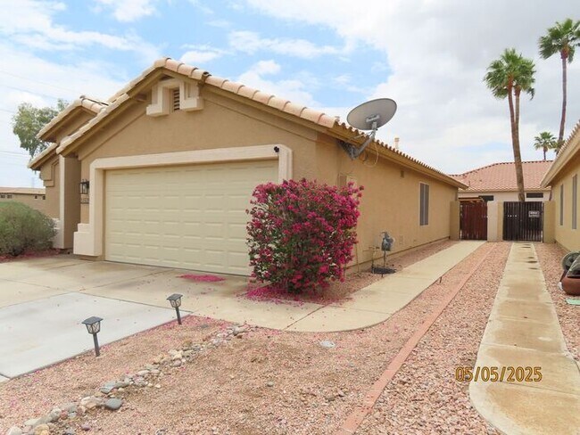Foto del edificio - 2 Bedroom 2 Bath in Coyote Lakes