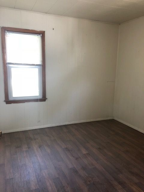 Building Photo - 4843 N. 37th Street - 2 Bedroom Lower