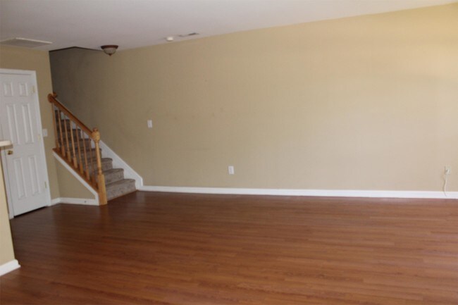 Foto del edificio - 2611 Ivory Run Way