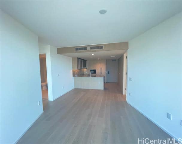 Building Photo - 1000 Auahi St