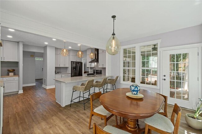 Foto del edificio - 135 Sable Pointe Dr