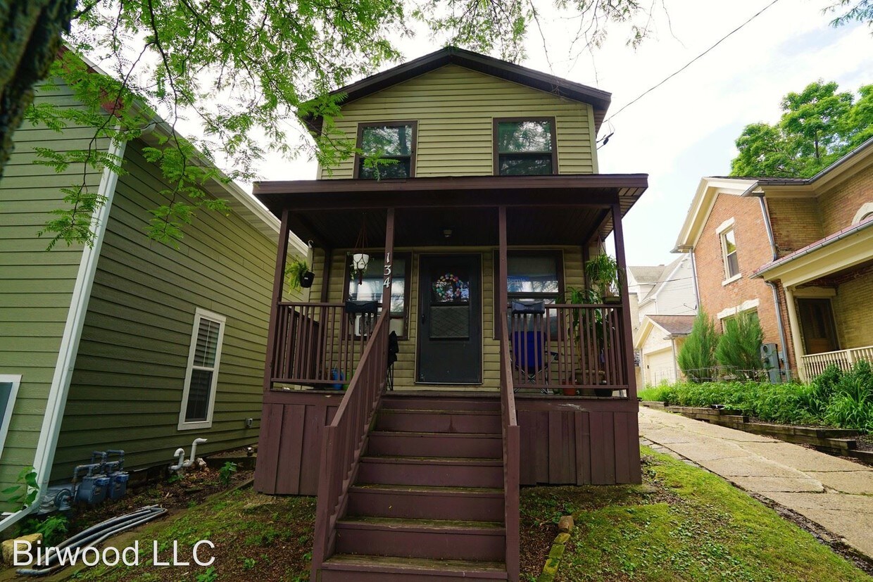 Primary Photo - 134 S Franklin St