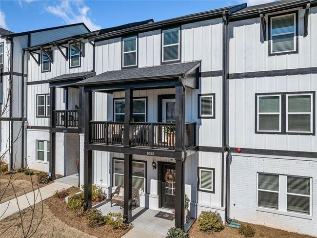 Building Photo - 1052 Knoxboro Ln