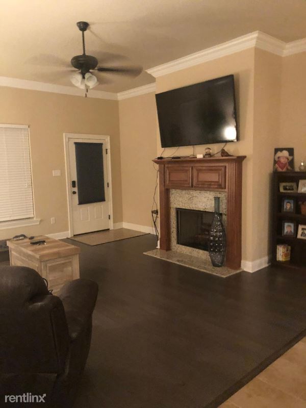 Building Photo - 4 br, 2 bath House - 6379 Yatton Dr