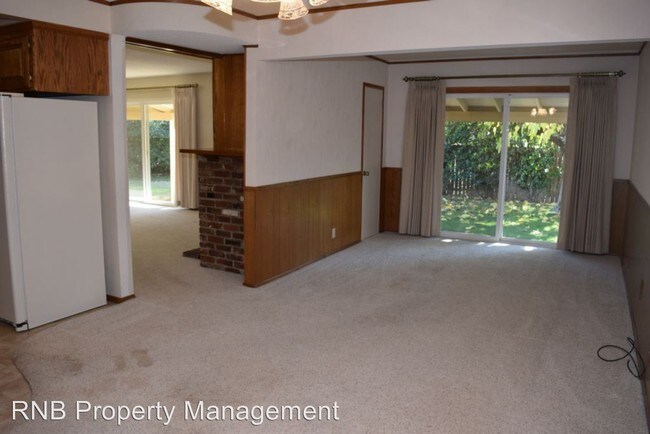 Building Photo - 5712 Raybel Ave