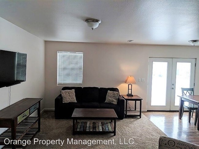 Foto del edificio - 3 br, 3.5 bath House - 3206 10th Avenue NE