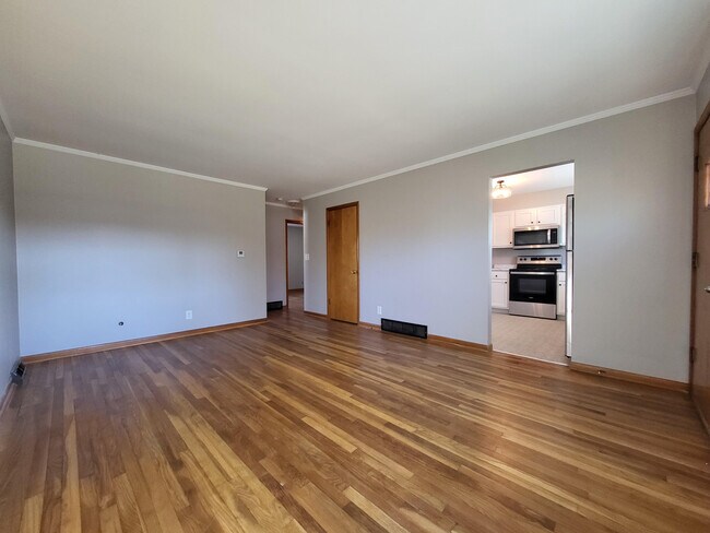 Foto del edificio - 4720 Esterbrook Rd