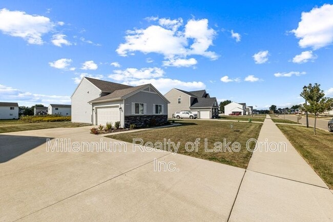 Building Photo - 7158 Primrose Ln