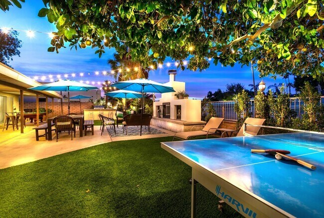 Foto del edificio - 79930 Fiesta Dr