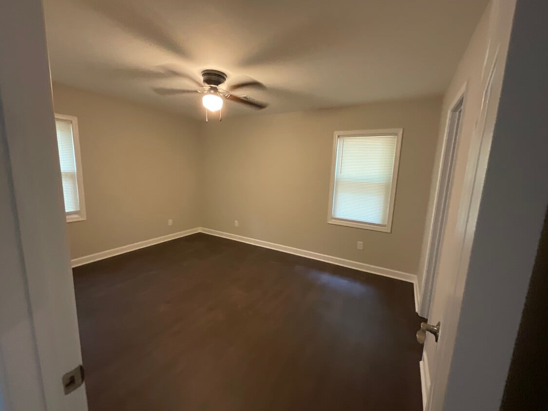 Photo - 5425 Herndon Blvd (Morrow, GA)