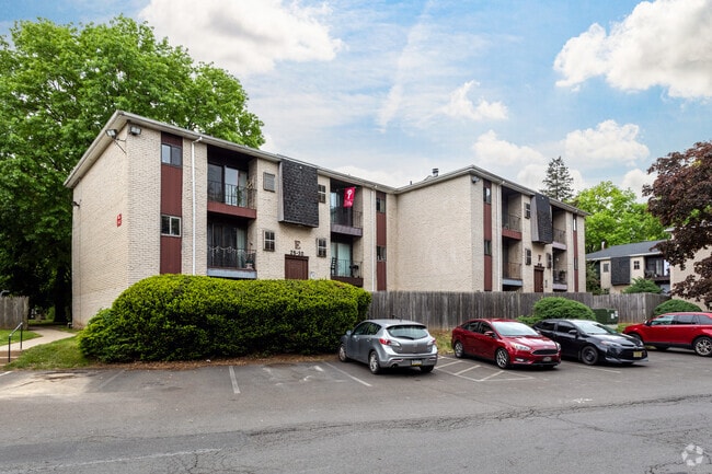 Building Photo - Bentley Square Condominiums