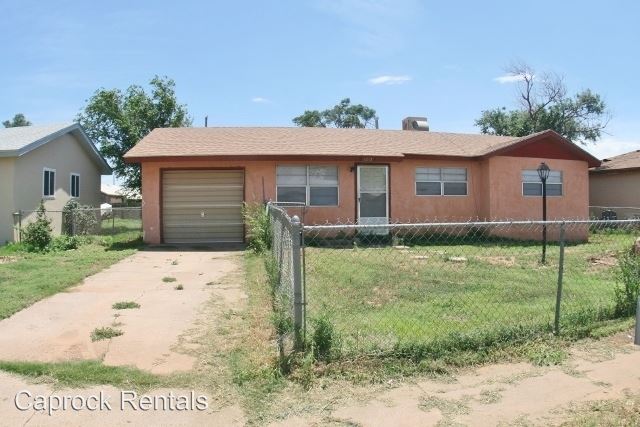 Primary Photo - 1213 Pecos St