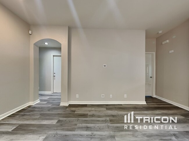 Building Photo - 503 Teron Dr