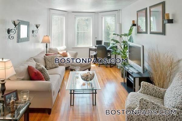 Foto principal - 151 Park Dr