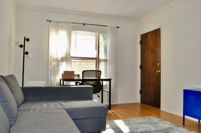 main room - 1361 S Burnside Ave