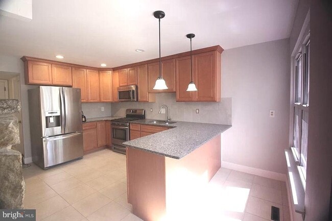 Building Photo - 29 Peregrine Dr