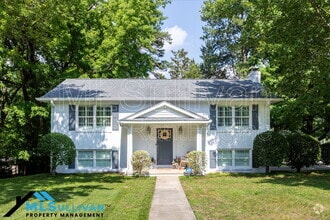 Building Photo - 4500 Lakemont Dr