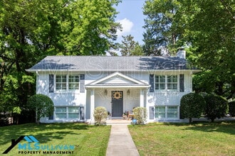 Building Photo - 4500 Lakemont Dr