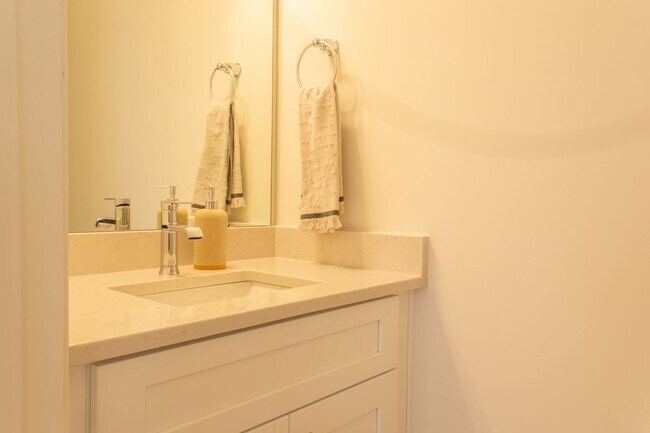 Foto del edificio - 5403 Toano Rd