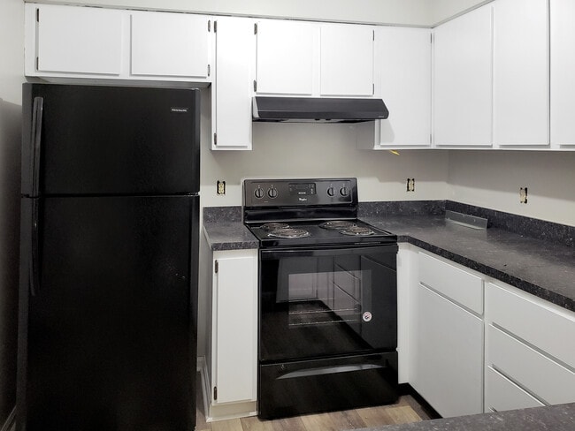 Building Photo - 103 Chevis Dr