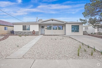 Building Photo - 7904 Parkland Dr