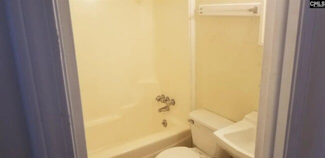 Building Photo - 2309 Windsor Rd