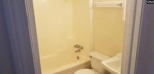 Foto del edificio - 2309 Windsor Rd