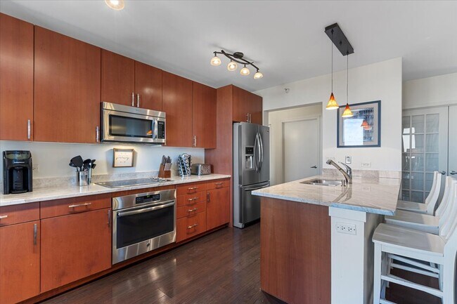 Foto del edificio - 807 Davis St