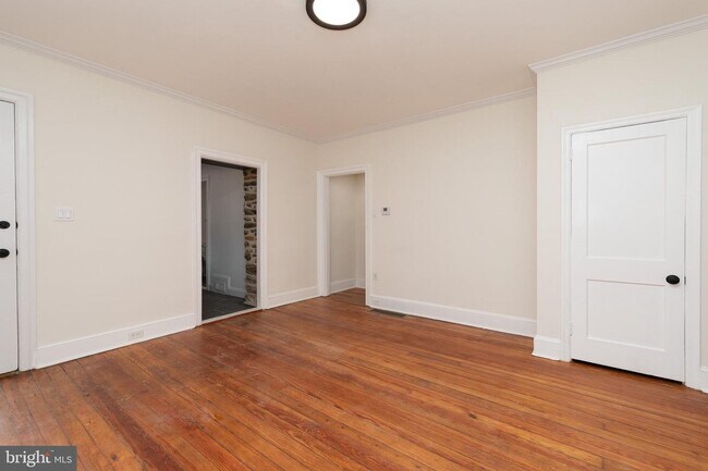 Building Photo - 236 Benezet St