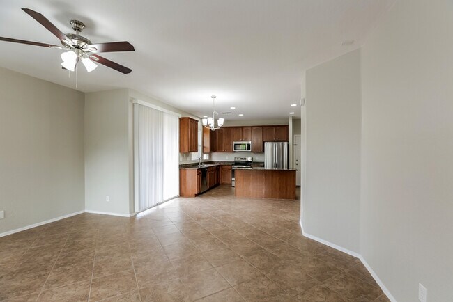 Building Photo - 2094 S Heron Ln