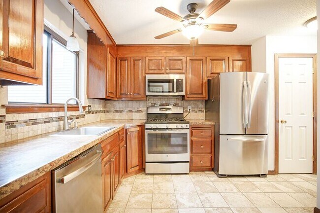 Foto del edificio - 155 Wynwood Dr