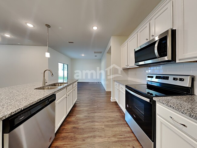 Foto del edificio - 219 Banyan Frst Dr