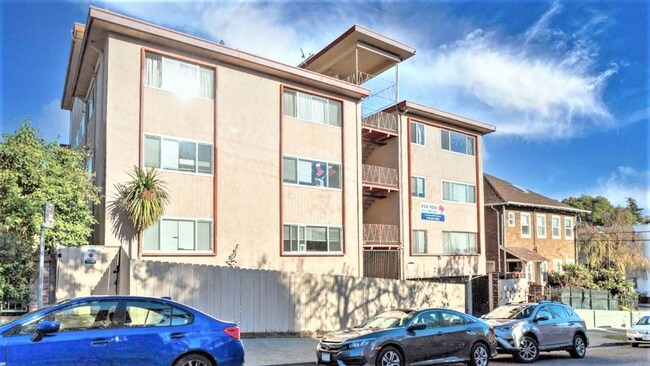 Foto del edificio - 734 E 20th St