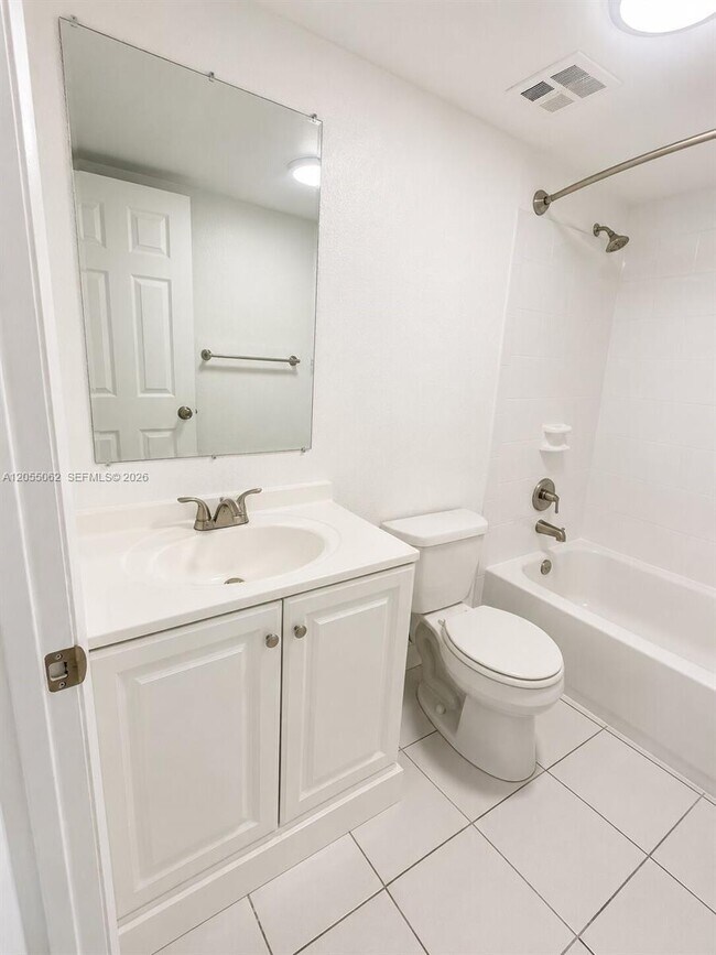 Foto del edificio - 5625 W 20th Ave