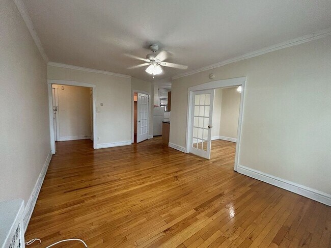Foto del edificio - 3902 W Argyle St