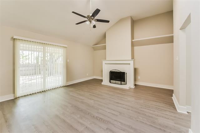 Foto del edificio - 5724 Stone Meadow Ln