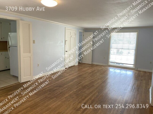 Building Photo - Upstairs Duplex in the Heart of Waco