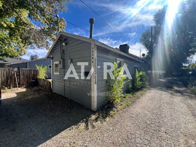 Foto del edificio - 2538 S 600 E