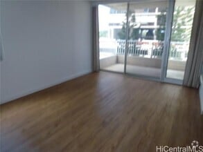 Building Photo - 2740 Kuilei St