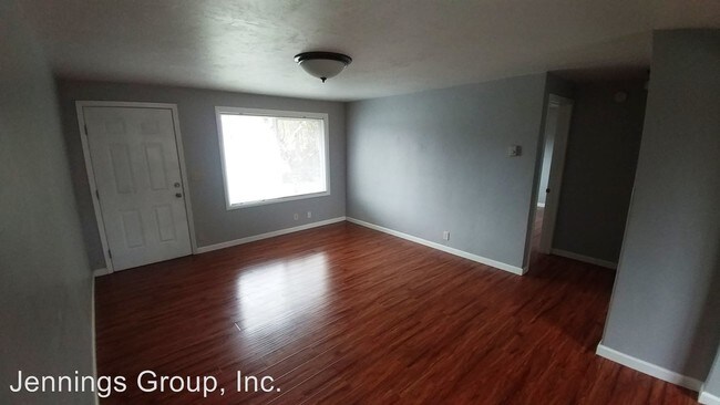 Foto del edificio - 4664-4664 Daisy St