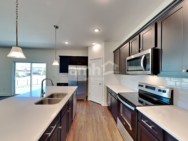 Foto del edificio - 3780 Blackshear Pl