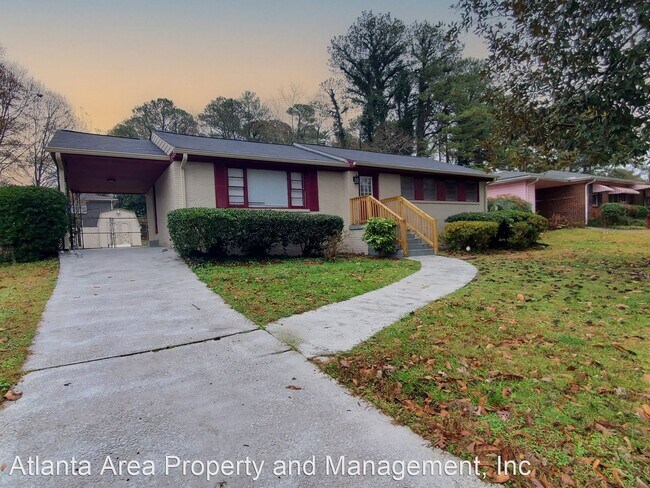 Foto del edificio - 3 br, 2.5 bath House - 264 Silver Springs Cir