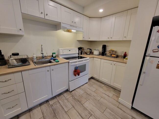Building Photo - 2746 Boul Pie-IX