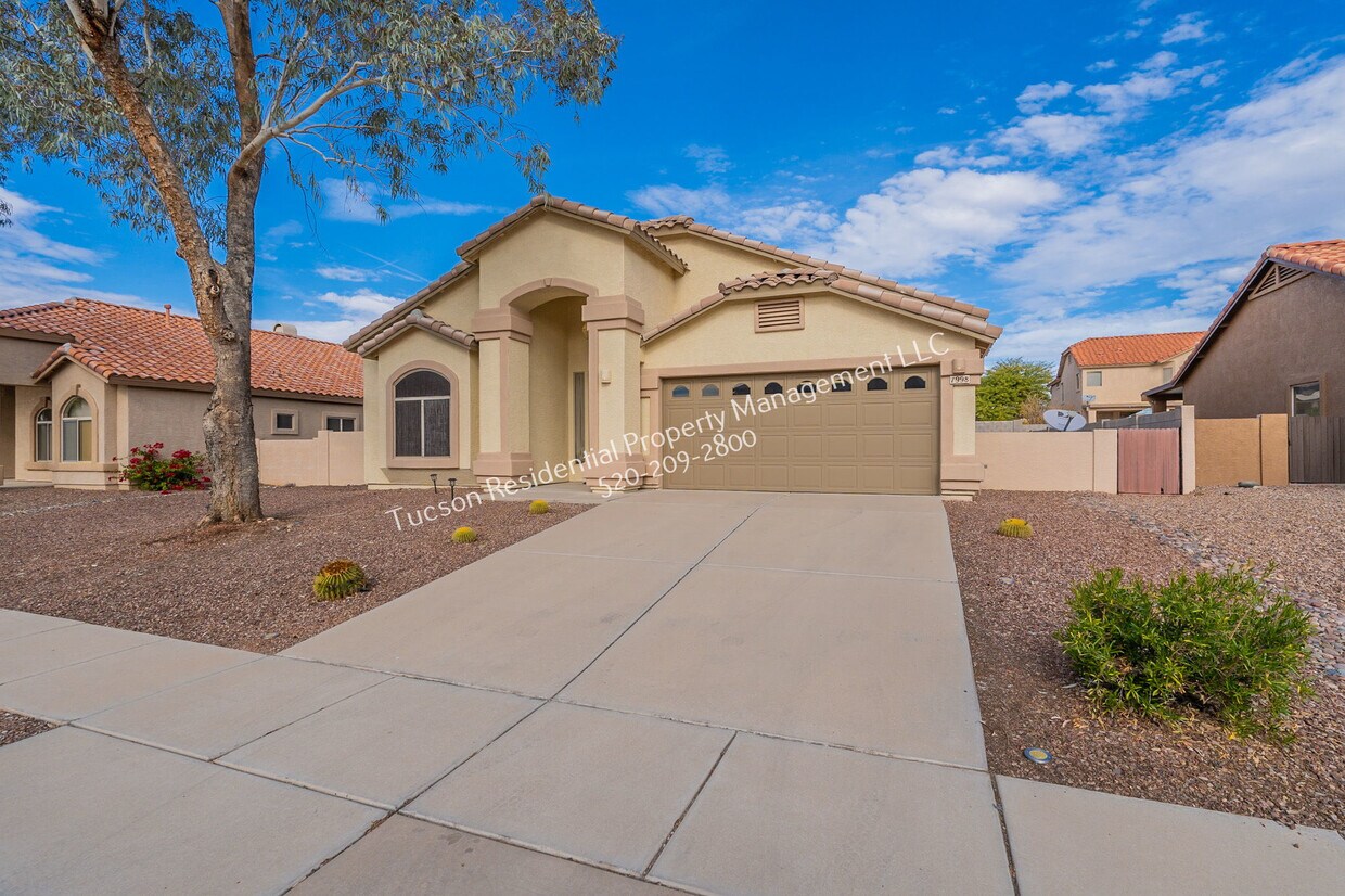 1998 W Scarlet Rose Pl, Oro Valley, AZ 85737 House Rental in Oro