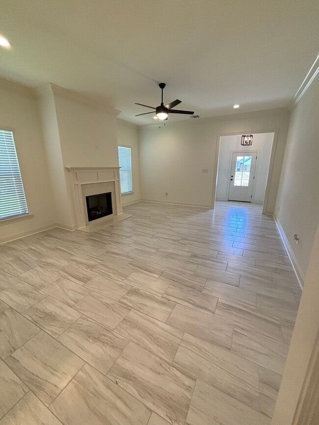 Building Photo - Prairieville on Queen Street