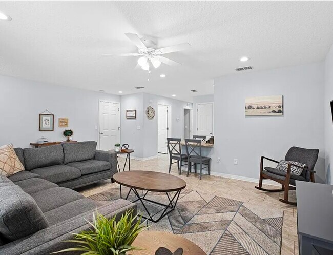 Foto del edificio - 37770 Kelly B Ct