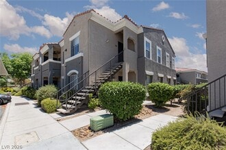 Building Photo - 10245 S Maryland Pkwy