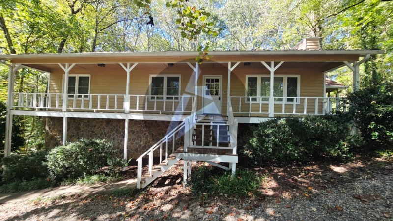 Foto principal - $2,200 / 3 br / 2.0 ba / 2590 sqft 3BR Hom...