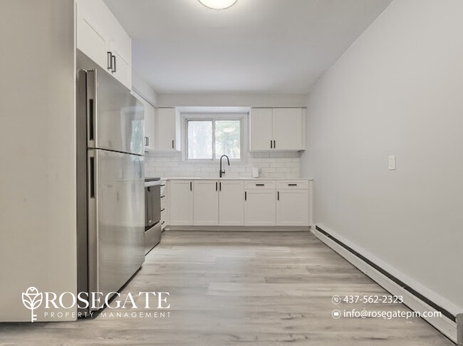 Building Photo - Spacious 3-Bedroom Apartment with Balcony – Pet Friendly – Utilities Included – Kitchener