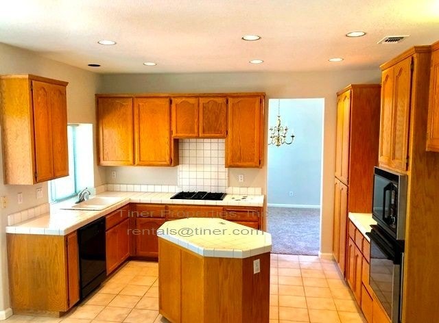 Building Photo - Stunning Rocklin Home